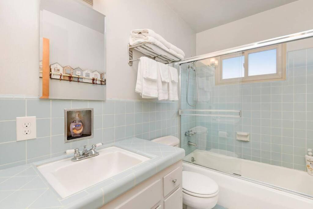 Casa -2br- Free Driveway Parking For 3 Cars Apartment San Diego
